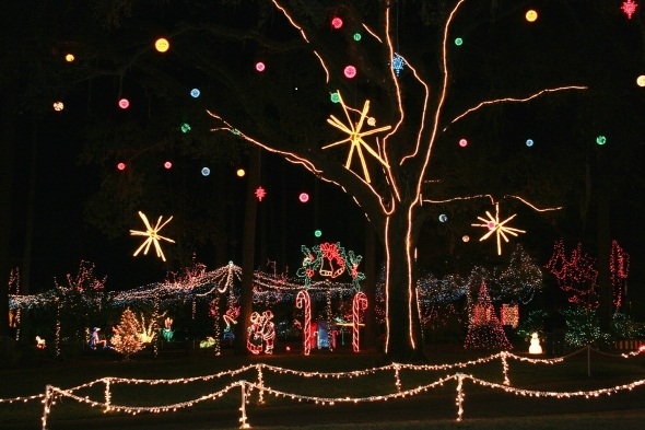 Dorothy B. Oven Park Holiday Lights
