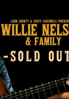 Willie Nelson & Family in Concert